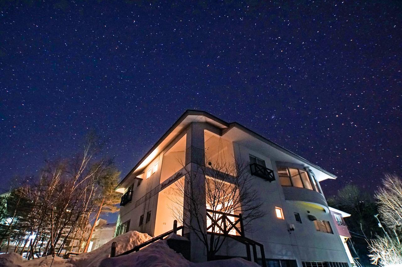 เพนชั่น อองเทรอ-เดอ-แมร์ Bed & Breakfast Hachimantai  ภายนอก รูปภาพ