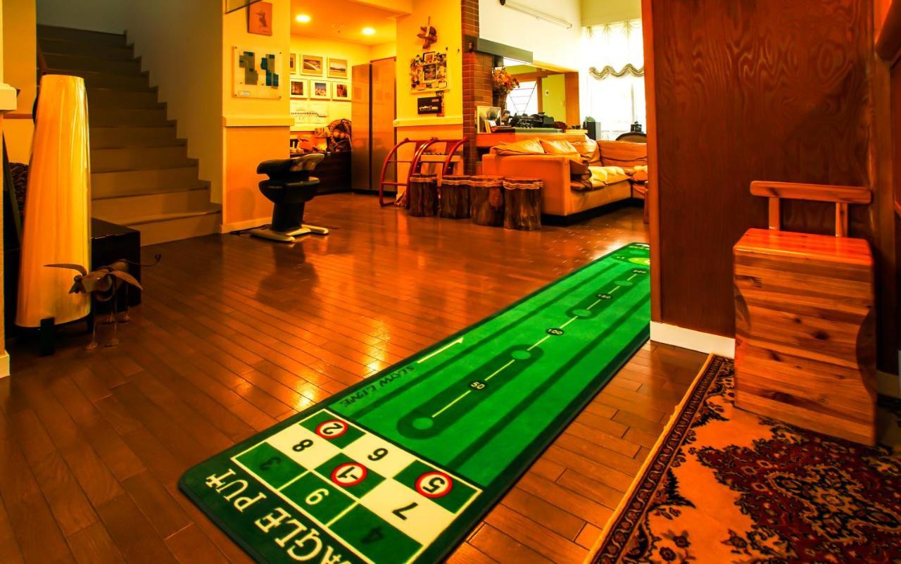 เพนชั่น อองเทรอ-เดอ-แมร์ Bed & Breakfast Hachimantai  ภายนอก รูปภาพ